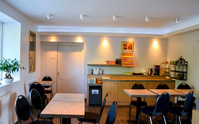 Hotel Aux Berges de l'Aveyron