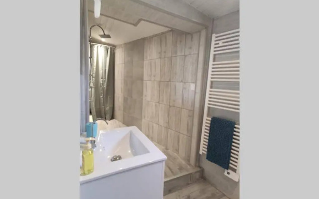 brelevenez 18 rue crec h quellien