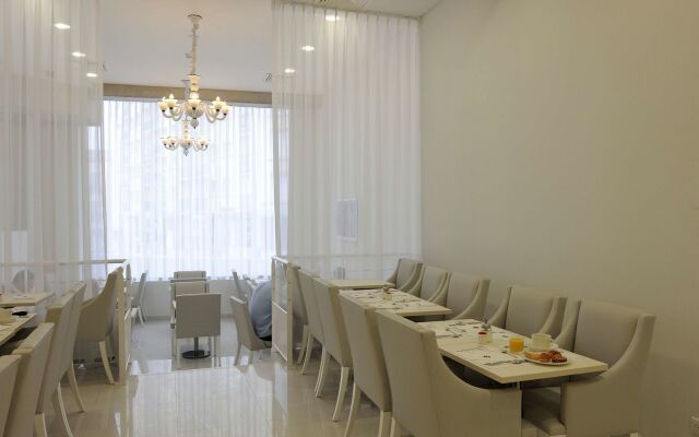 Kyriad Prestige Perpignan Centre Gare