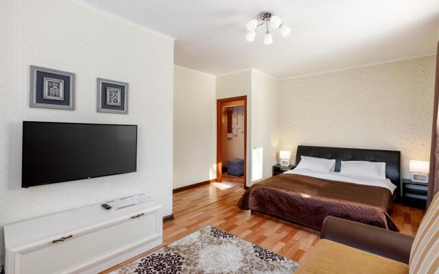 Авион на проспекте Ленина 38