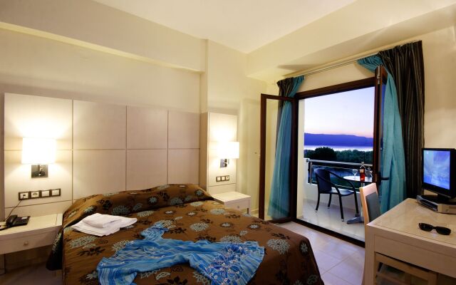 Theros Hotel