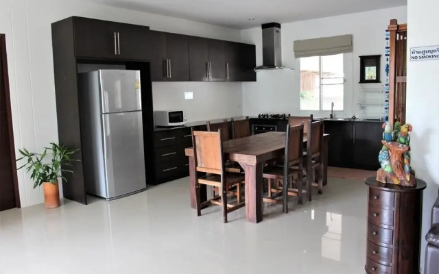 Baan Aroka Pool Villa Sea View