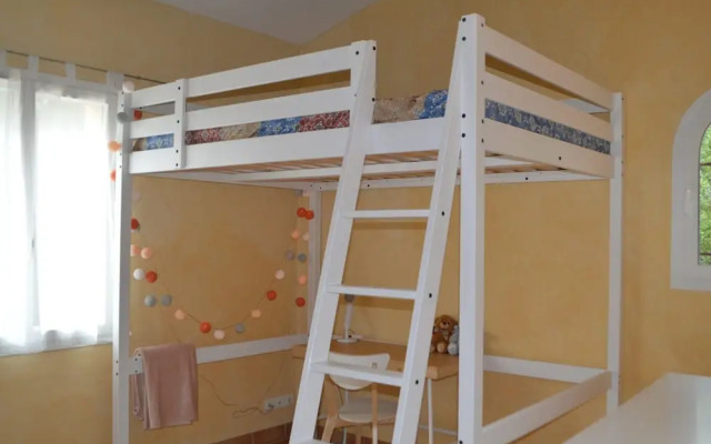 House in Montfort-sur-argens With Garden