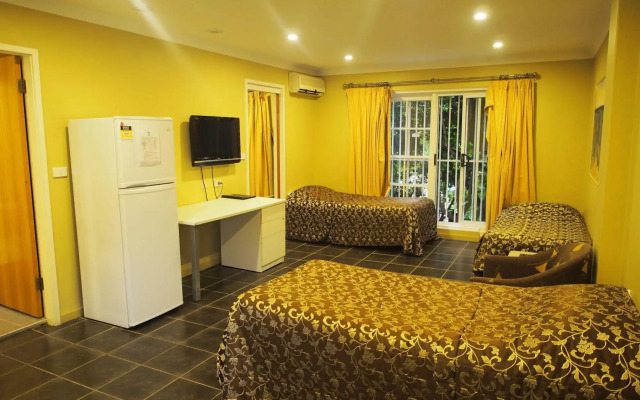 Killara Hotel & Suites