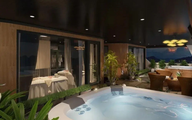 La Regina Grand Cruise