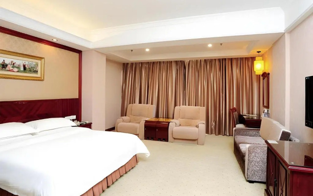 Vienna Hotel Shenzhen Longhua Qinghu Road Branch