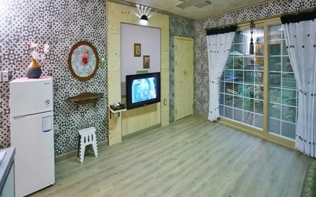Cheongdo Alpen Heim Pension
