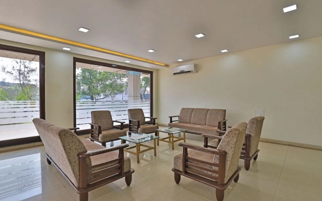 Utkarsh Hotel by OYO Rooms