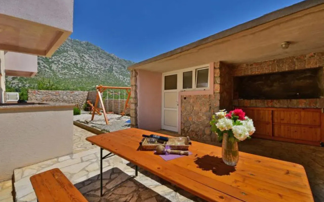 Apartment Golub Karlobag 37493