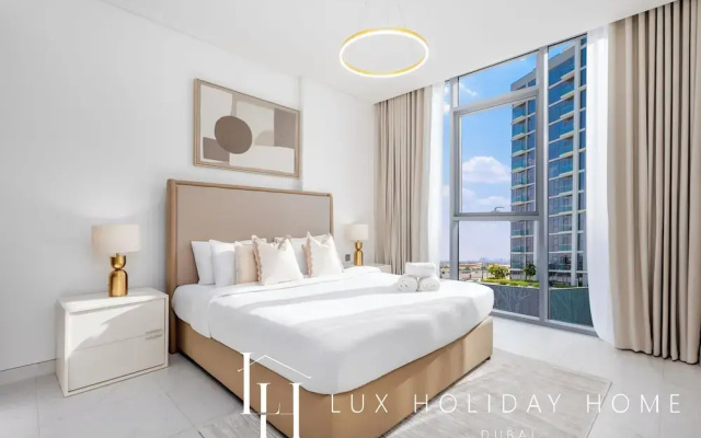LUX The Burj Khalifa Lagoon View Suite 4