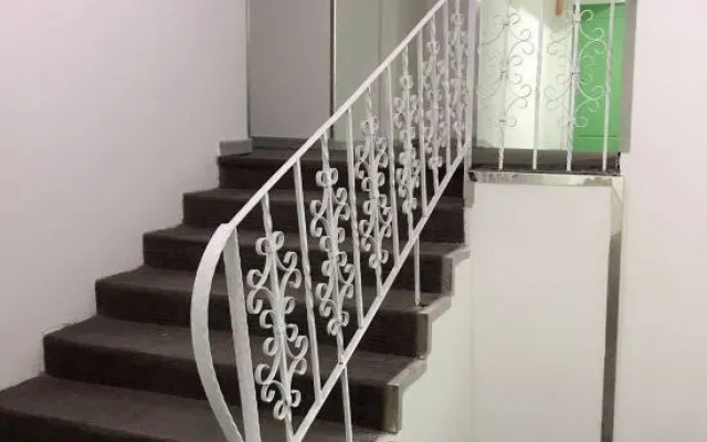 Guanglingge Hotel