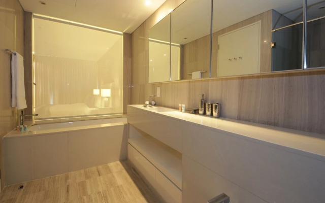1 Bedroom Apartment in D1 Tower