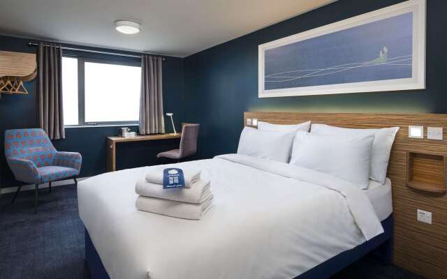 Travelodge Edinburgh Central Queen Street