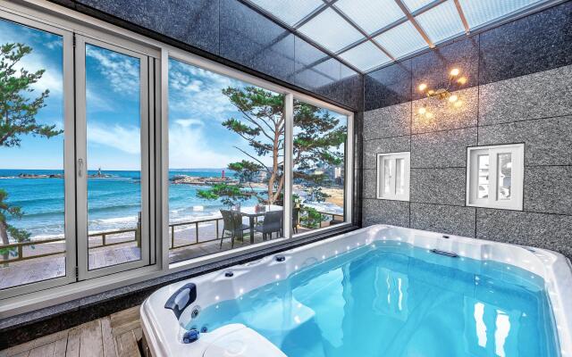 Pohang Playbeach Poolvilla