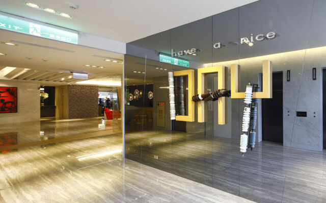 Day Plus Boutique Hotel