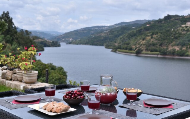 Feel Discovery Douro Cherry