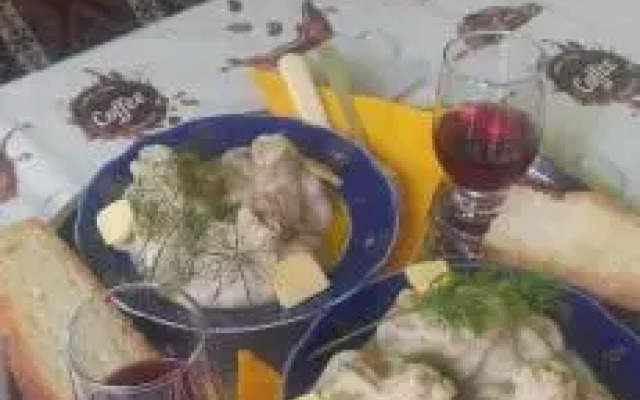 Rossi Rest House By The River