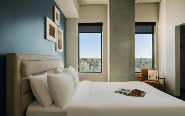 Sonder by Marriott Bonvoy Mill Ave Apartments Tempe