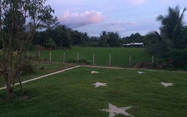 Golden Palm Resort
