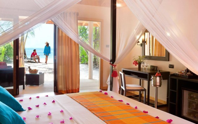 Vilamendhoo Island Resort & Spa