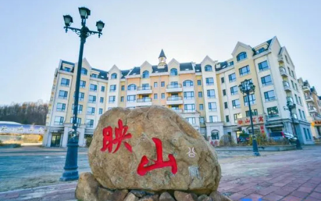 Yingshan Apartment – Outside – Harbin