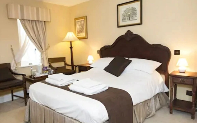 High Corner Inn