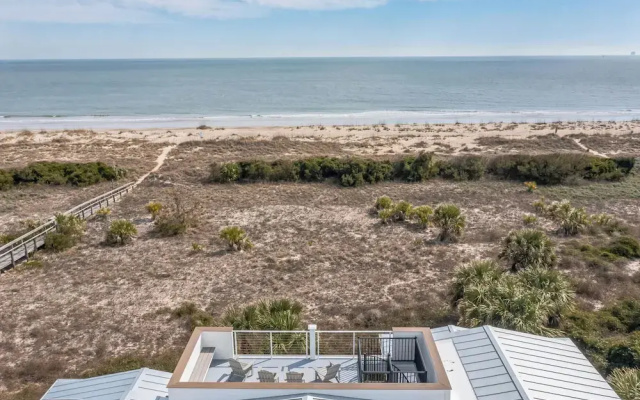 Suite Beach Tybee by Tybee Vacation Rentals
