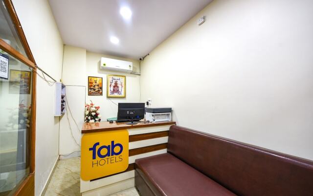 Fabhotel Mona International