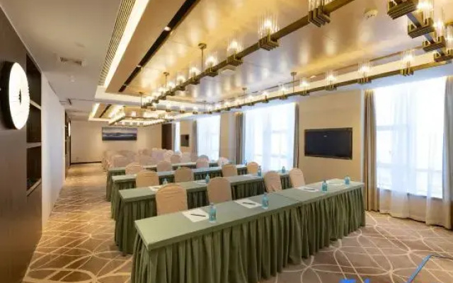 Shencheng International Hotel (Xinyang New Shiba Avenue)