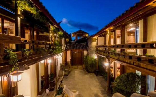 Shuhe Wisteria Inn Lijiang
