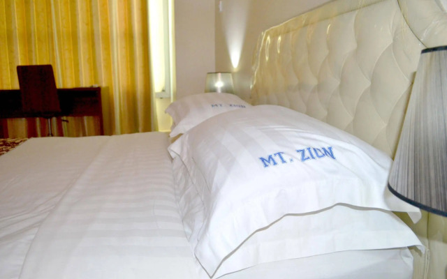 Mt. Zion Hotel