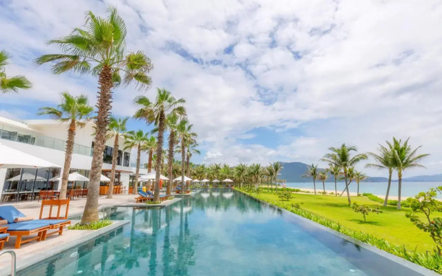 Selectum Noa Resort Cam Ranh