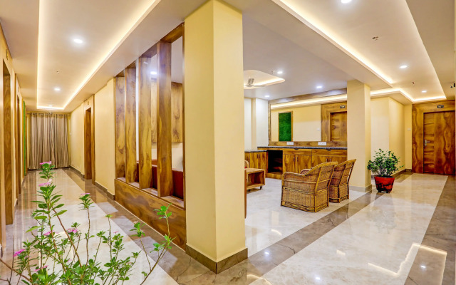 Super Townhouse Oak Dhanbad Near SSLNT College formerly Kapson