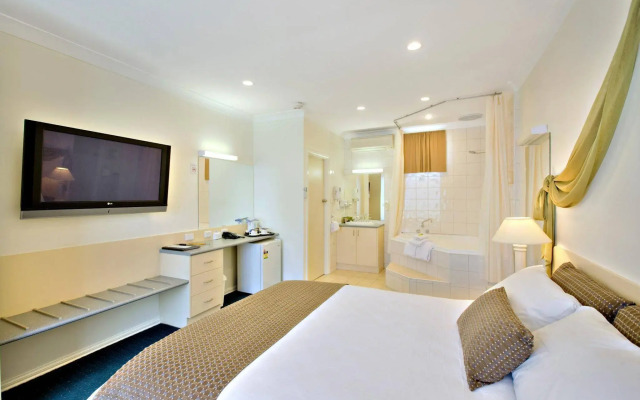 Melbourne's Princes Park Motor Inn