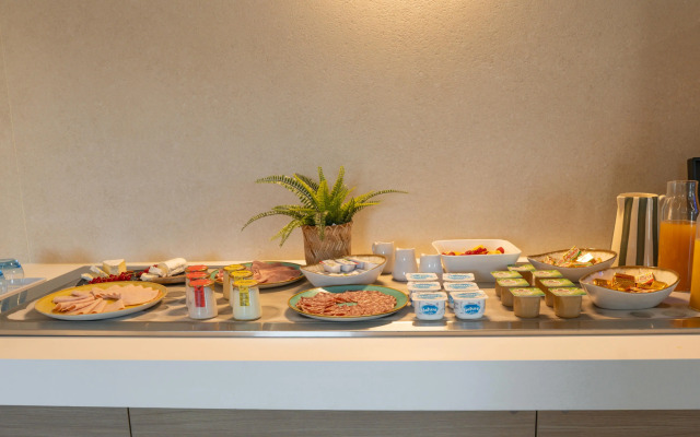 Kyriad Montpellier Sud - A709