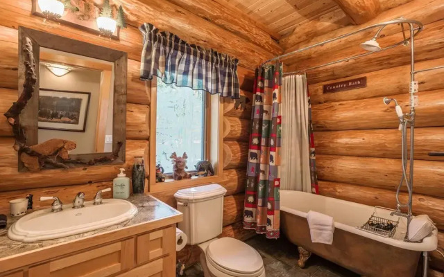 Big Jim Mountain Lodge