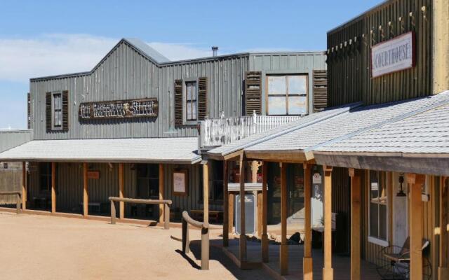 Tombstone Monument Guest Ranch