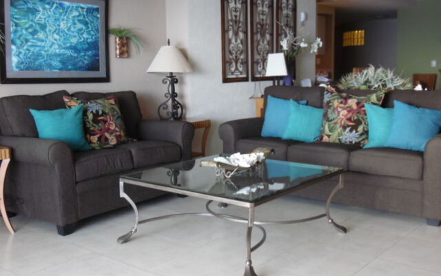 Penthouse B North El Cantil