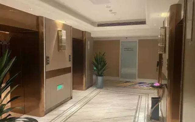 Vienna International Hotel (Jingmen Shenzhen Avenue Branch)