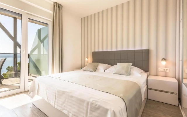 Two-Bedroom Apartment in Medici
