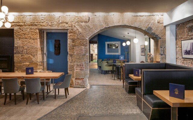 Watermans Hotel