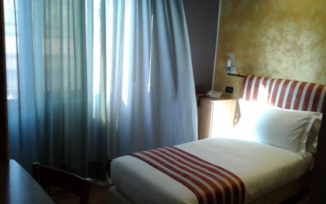 Fly Hotel Cagliari