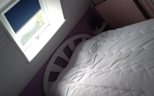 Chambre Dans Maison Atypique A La Campagne
