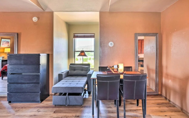 Dreamy Desert Studio w/ Deck + Pool Access!