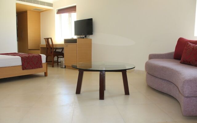 The Lotus Apartment Hotel