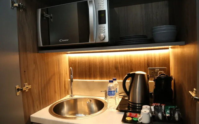 Paddington Rob-Roy Executive Suites