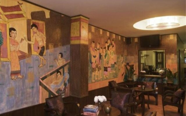 Anoma Boutique House