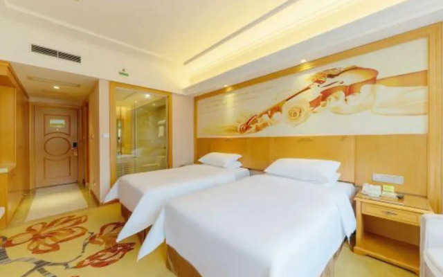 Vienna Hotel (Dongguan Dalang Bus Station)