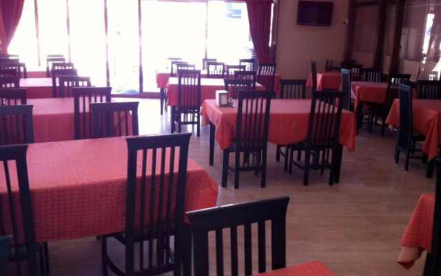 Oasis Otel