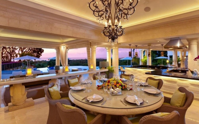 Sunny Vacation Villa 35